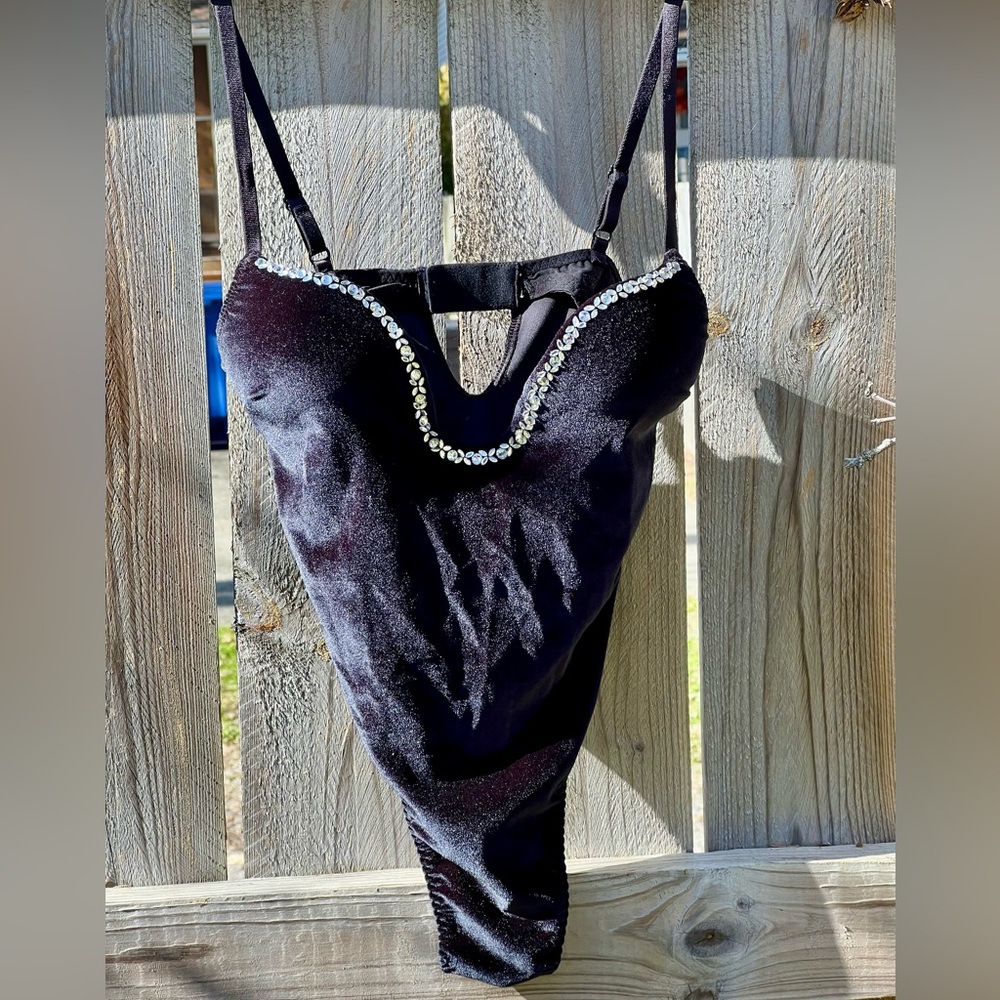 NWOT Victorias Secret Black Velvet Sequin Bodysuit Thong High-cut 90’s